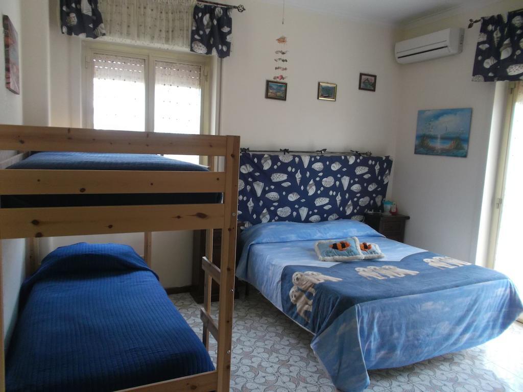 A Casa Di Marco Bed and Breakfast Catania Rum bild